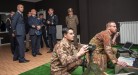 Gen. Preziosa assiste ad un addestramento al simulatore FAC
